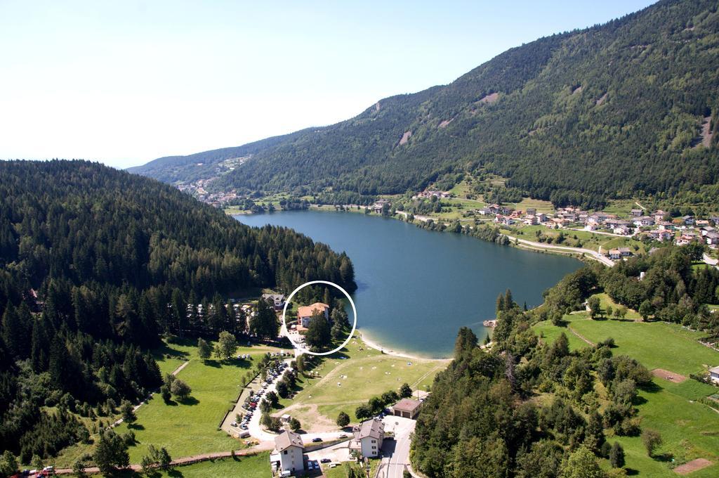 Hotel Pineta Baselga di Pine Bagian luar foto