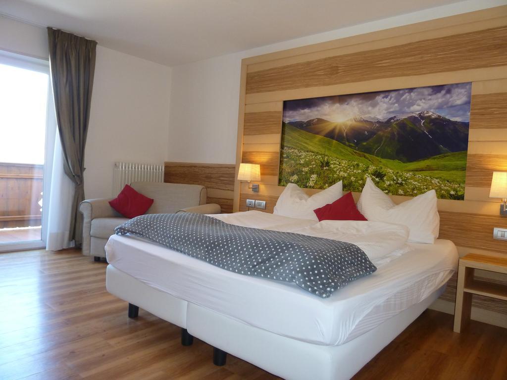 Hotel Pineta Baselga di Pine Bagian luar foto