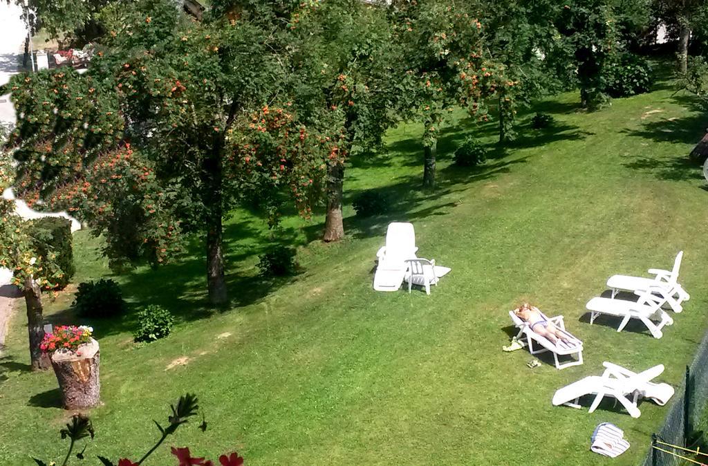 Hotel Pineta Baselga di Pine Bagian luar foto