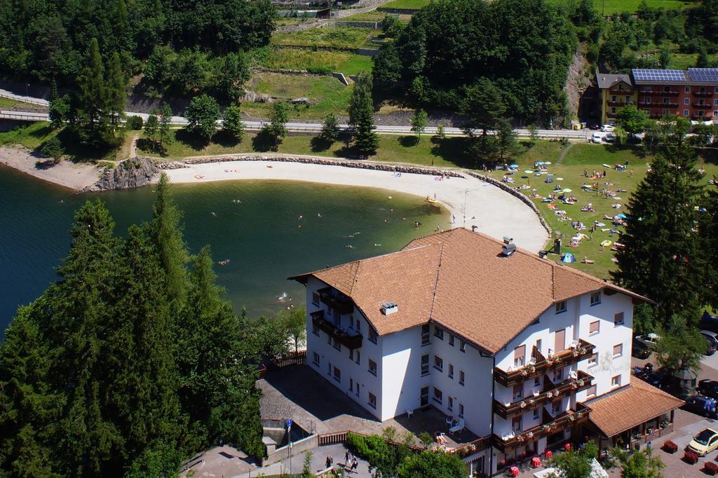 Hotel Pineta Baselga di Pine Bagian luar foto