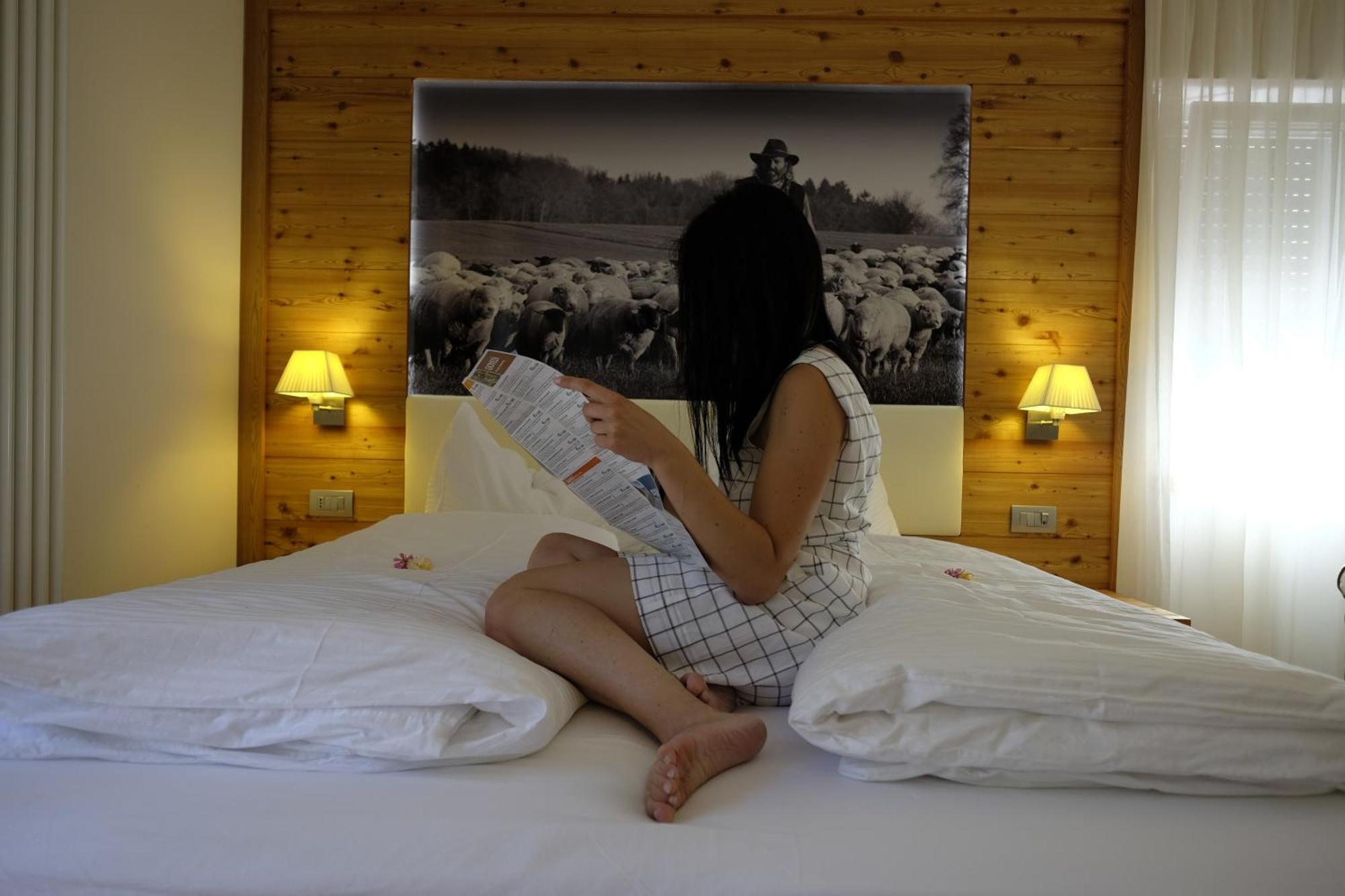 Hotel Pineta Baselga di Pine Bagian luar foto