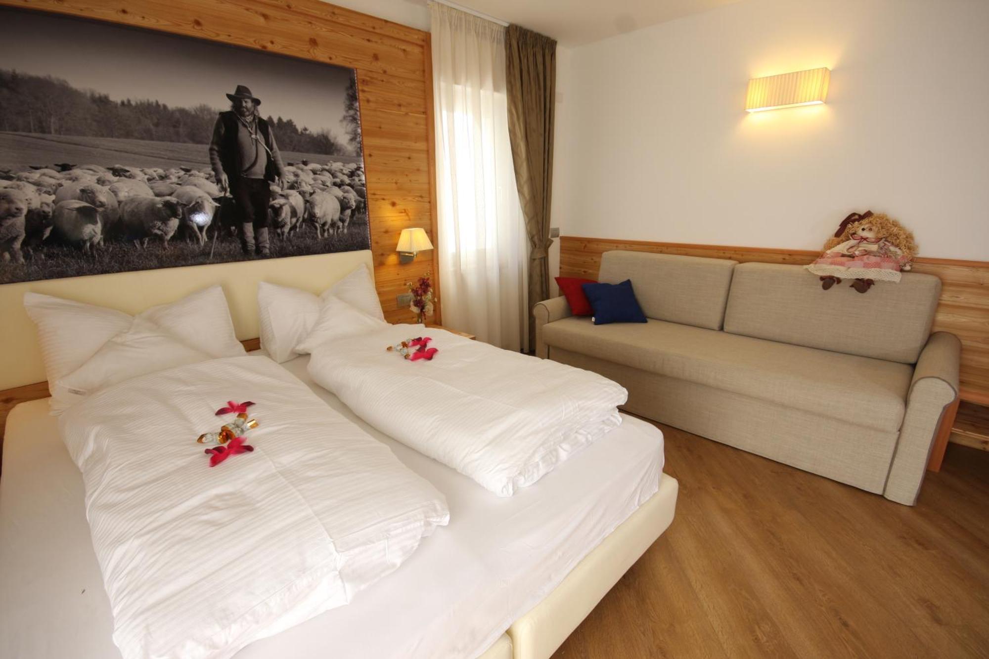 Hotel Pineta Baselga di Pine Bagian luar foto