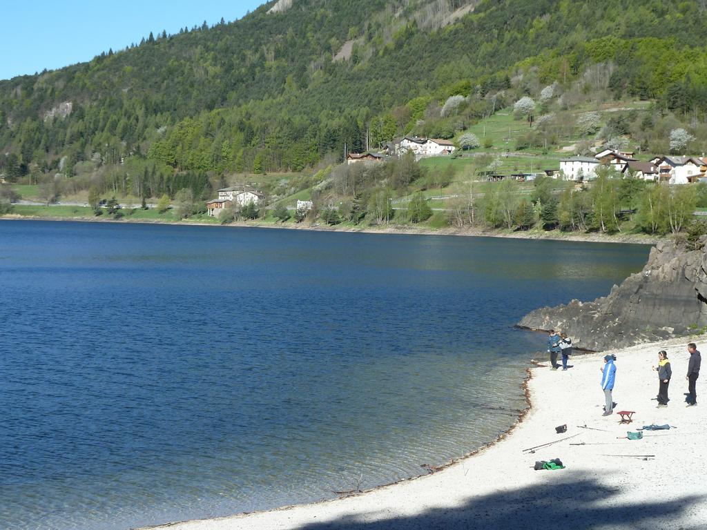 Hotel Pineta Baselga di Pine Bagian luar foto